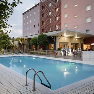 **** Hotel Novotel Due Italien